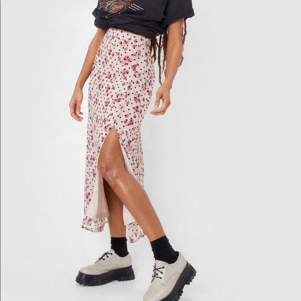 Nastygal Boom Shake the Room Slit Midi Skirt